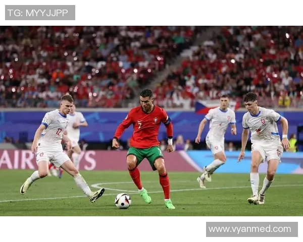 捷克足球中场核心新星崛起 探秘其技术特点与未来潜力