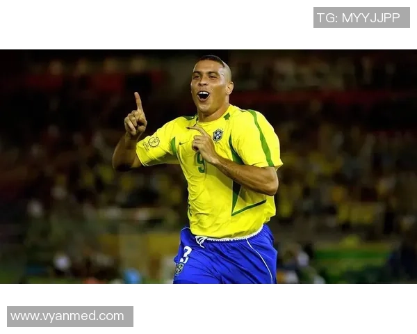 全球重量级足球巨星盘点这些球员在足坛的传奇地位与辉煌成就