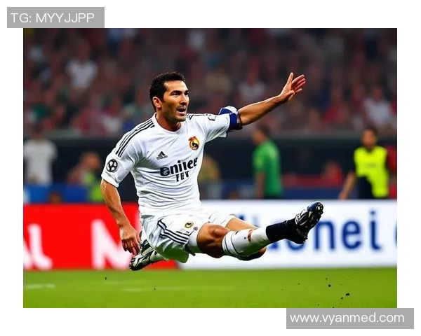 球星风采与足球传奇全景呈现探索绿茵场上的英雄故事